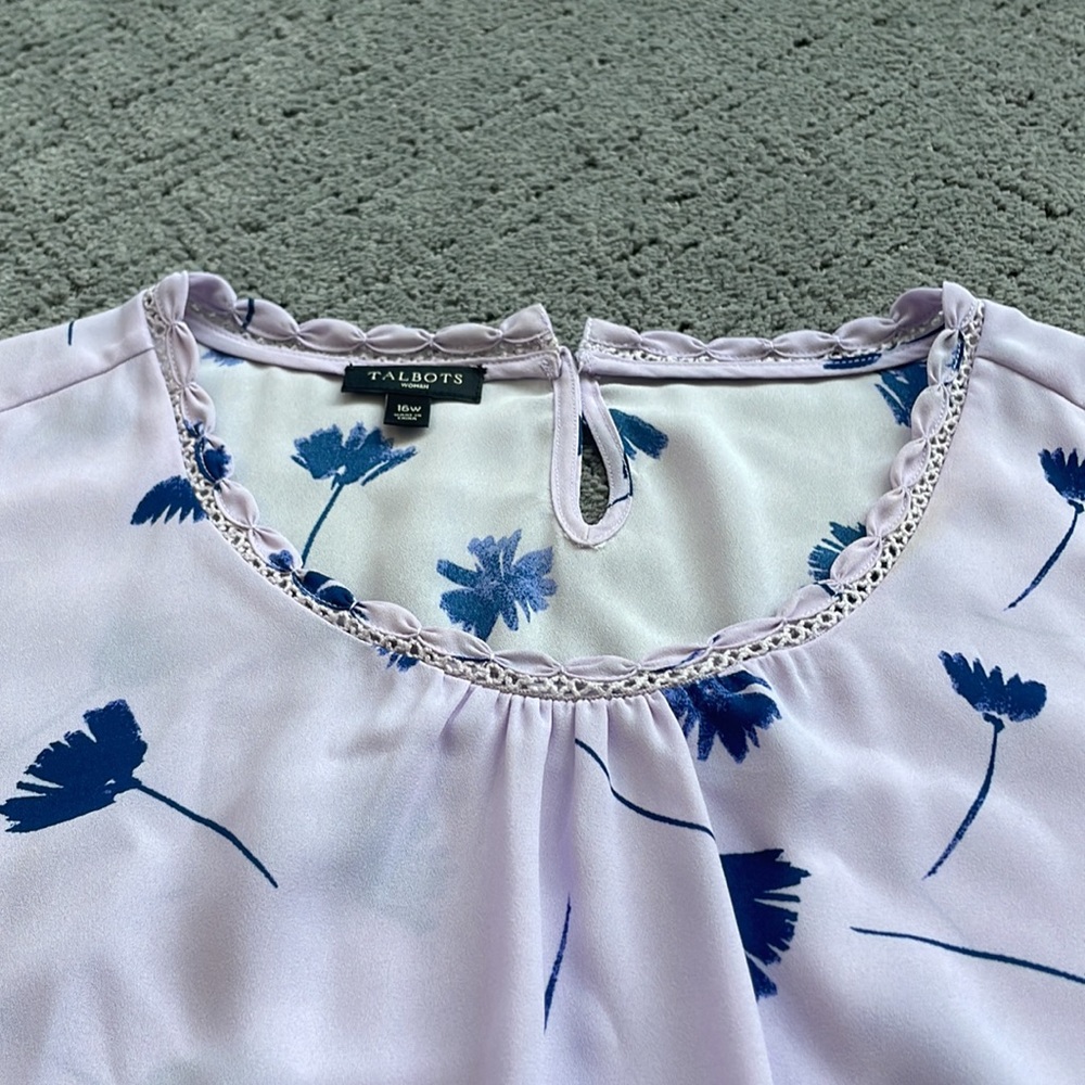 Talbots lilac flowy top size 16w - Picture 3 of 6